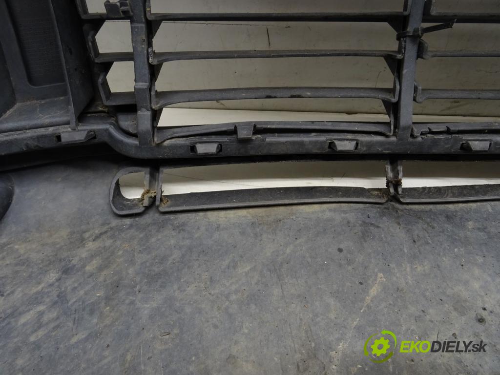 VW PASSAT B5.5 (3B3) 2000 - 2005    2.5 TDI 110 kW [150 KM] olej napędowy 2000 - 2005  Nárazník predný  (Ostatné)