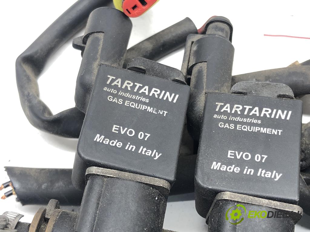 --- ---    ---  vstřikovače do plynového pedálu LPG TARTARINI EVO 07