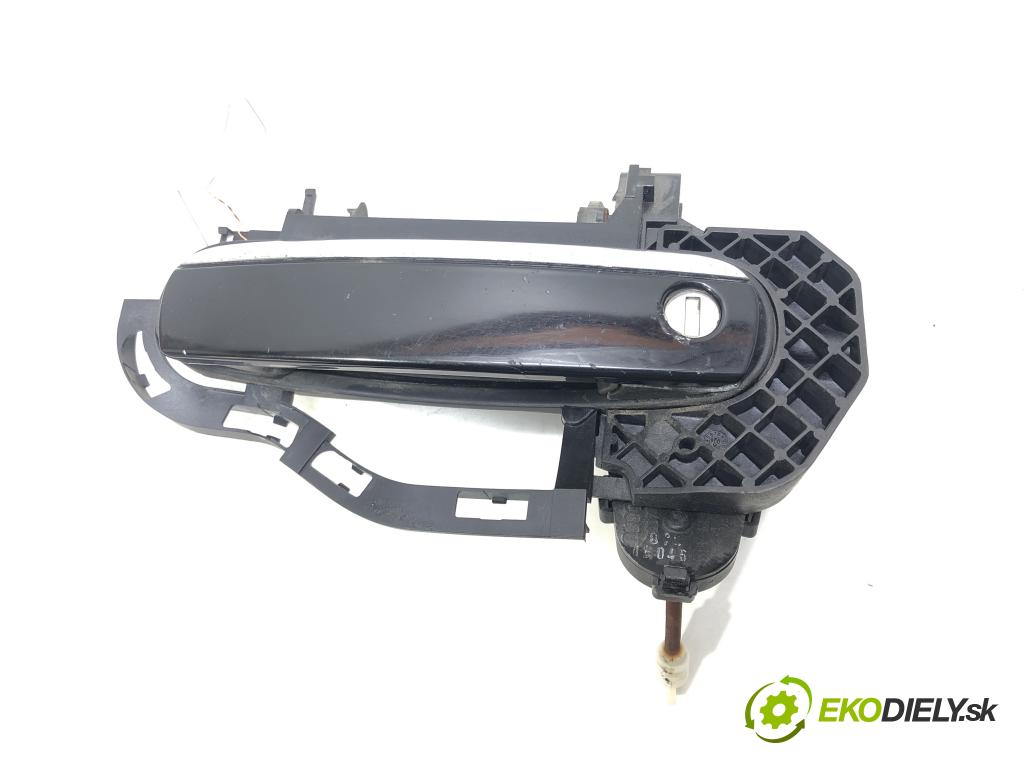 AUDI A6 C6 Avant (4F5) 2004 - 2011    2.7 TDI quattro 120 kW [163 KM] olej napędowy 2005  Kľučka predný ľavá strana vonkajšia  (Vonkajšie predné ľavé)