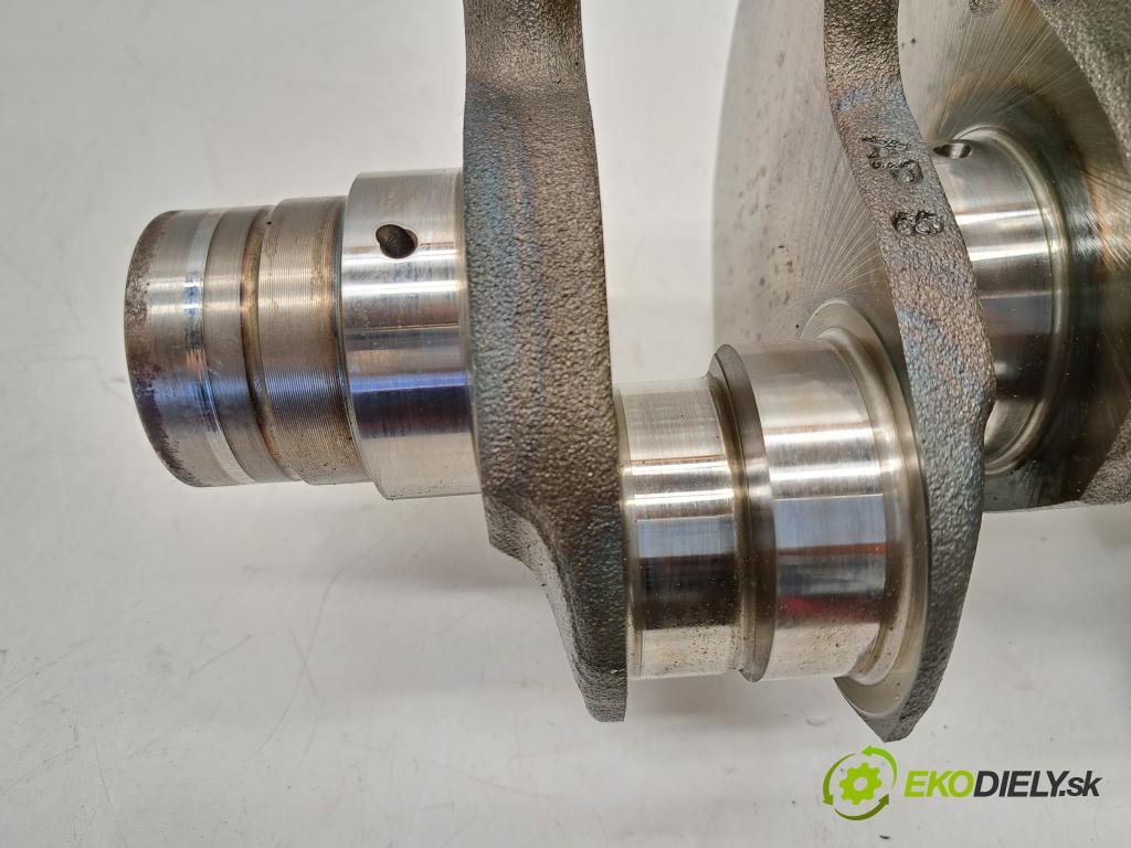 AUDI A6 C6 Avant (4F5) 2004 - 2011    2.7 TDI quattro 120 kW [163 KM] olej napędowy 2005  Kardaň, hriadeľ KLIKA: BSG (Ostatné)