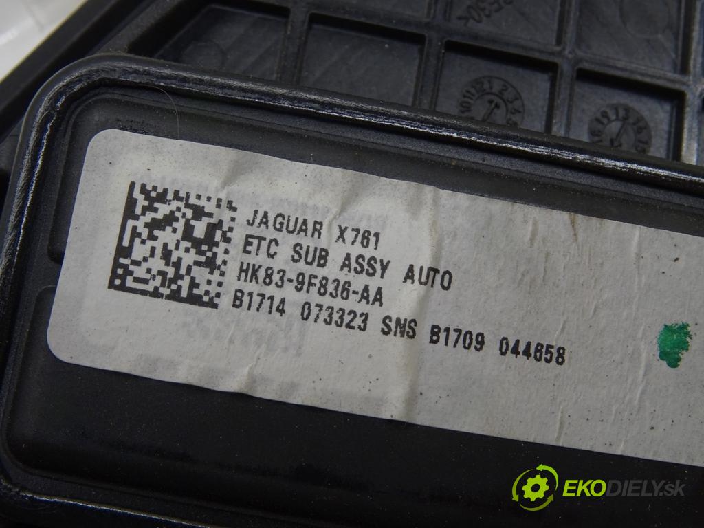 JAGUAR F-PACE (X761) 2015 - 2022    3.0 SCV6 AWD 250 kW [340 KM] benzyna 2015 - 2022  Potenciometer plynového pedálu HK83-9F836-AA (Pedále)