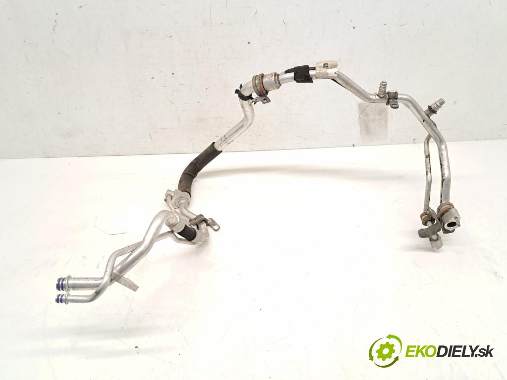 JAGUAR F-PACE (X761) 2015 - 2022    3.0 SCV6 AWD 250 kW [340 KM] benzyna 2015 - 2022  rúrka klimatizácie  (Rúrky klimatizácie)