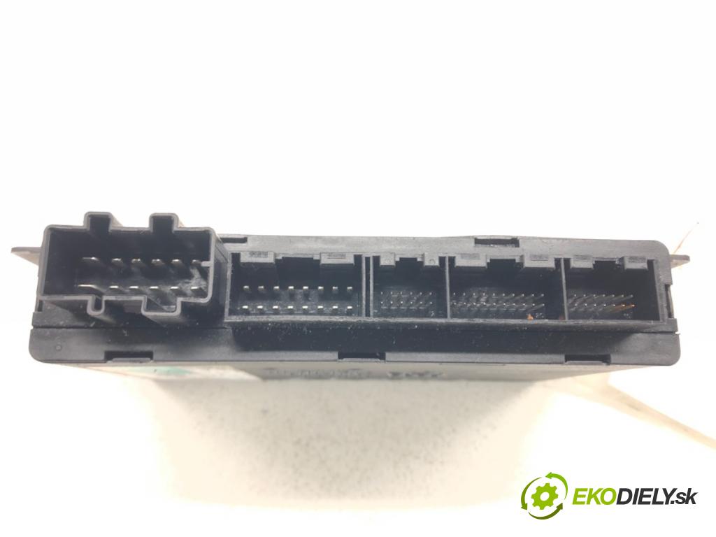 AUDI A6 C5 (4B2) 1997 - 2005    1.8 T 110 kW [150 KM] benzyna 1997 - 2005  Modul komfortu 4B096225D (Moduly komfortu)