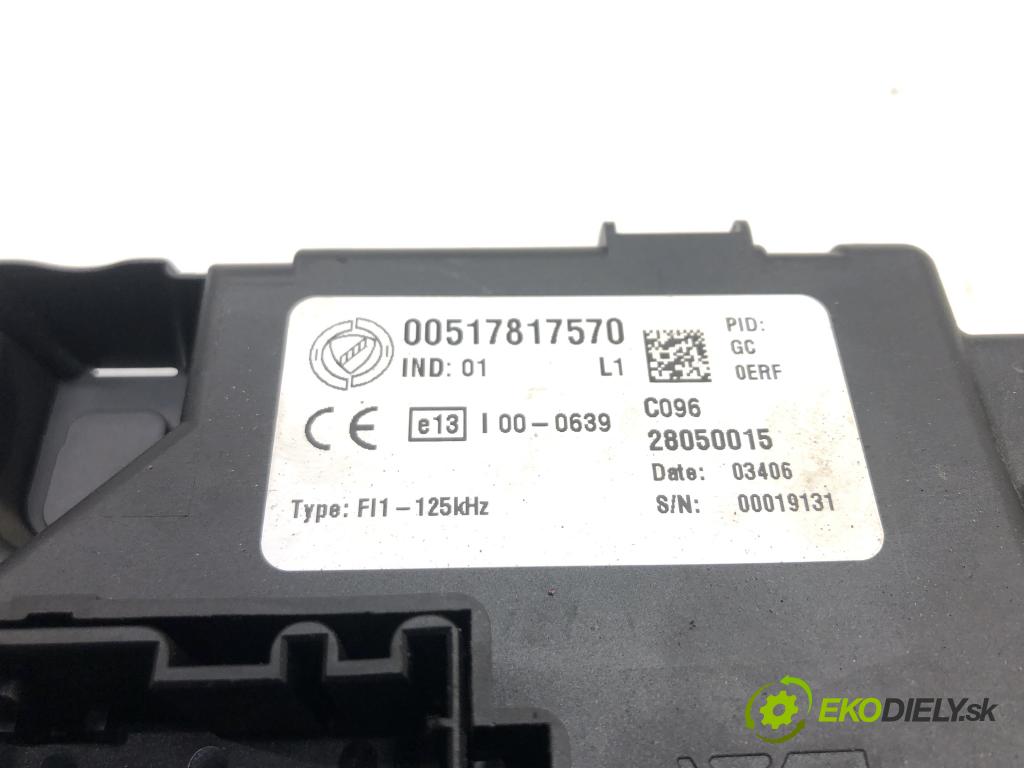 FIAT GRANDE PUNTO (199_) 2005 - 2022    1.2 48 kW [65 KM] benzyna 2005 - 2022  modul BSI 00517817570 (Pojistkové skříňky)