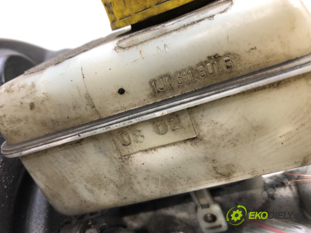 SKODA OCTAVIA I (1U2) 1996 - 2010    1.6 55 kW [75 KM] benzyna 1996 - 2004  Posilovač Pumpa brzdová 1J1614105AB (Posilňovače bŕzd)