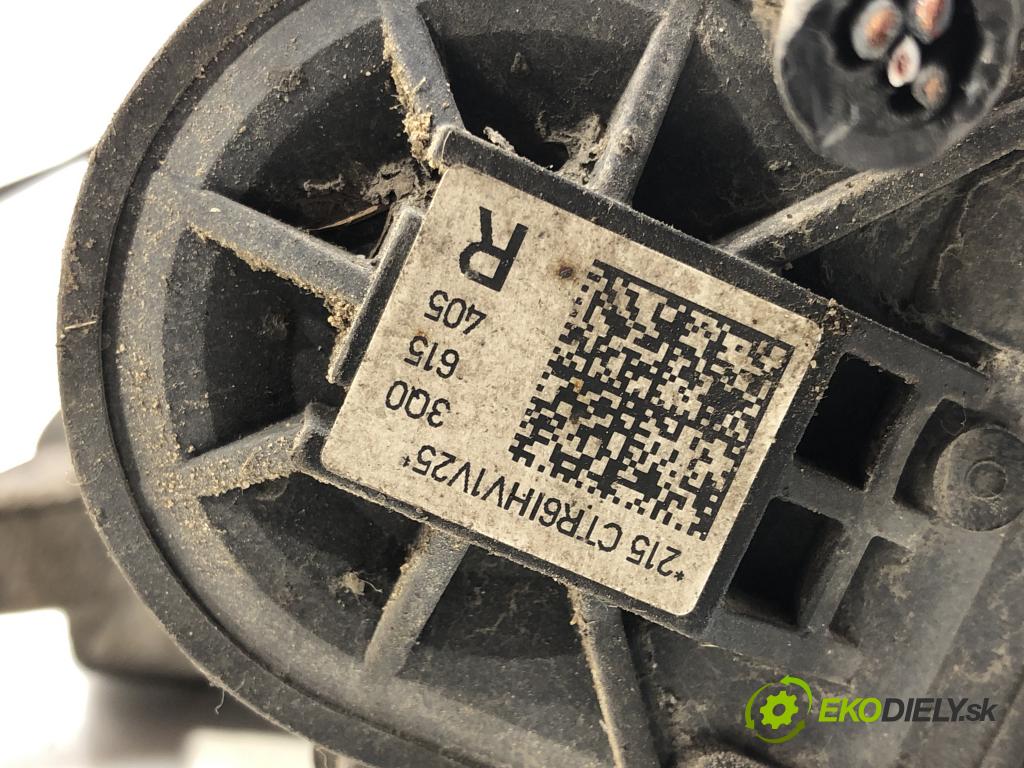 SKODA SUPERB III (3V3) 2015 - 2022    2.0 TDI 140 kW [190 KM] olej napędowy 2015 - 2022  Brzdič strmeň zad ľavy 3Q0615405R (Ostatné)