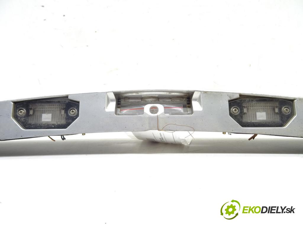 FORD MONDEO III (B5Y) 2000 - 2007    2.0 DI 92 kW [125 KM] olej napędowy 2000 - 2007  Lišta dverí zad 1S71-F43400-AE (Lišty)