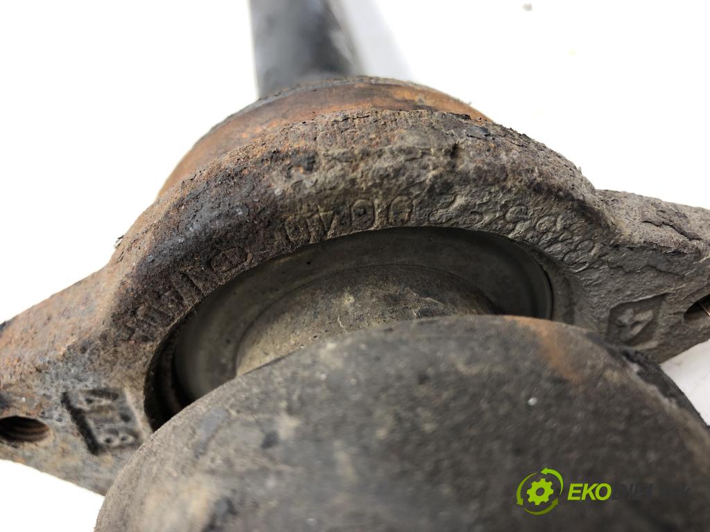 TOYOTA AVENSIS (_T22_) 1997 - 2003    2.0 D-4D (CDT220_) 81 kW [110 KM] olej napędowy 19  Poloos pravá  (Poloosy)