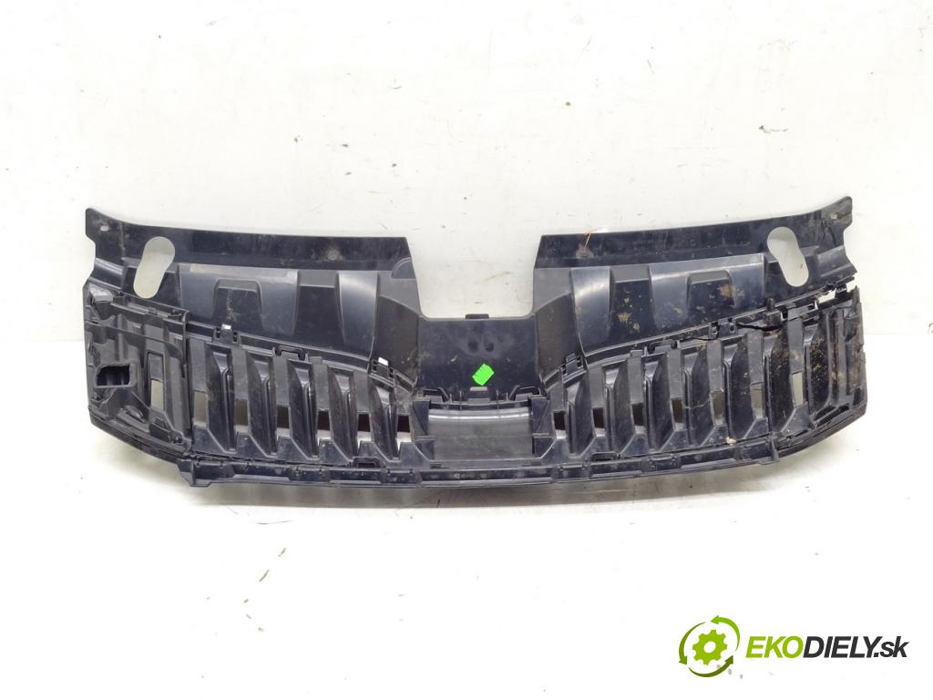 SKODA OCTAVIA III Combi (5E5, 5E6) 2012 - 2022    2.0 TDI RS 135 kW [184 KM] olej napędowy 2013 - 20  mřížka maska  (Mřížky (masky) chladičů)