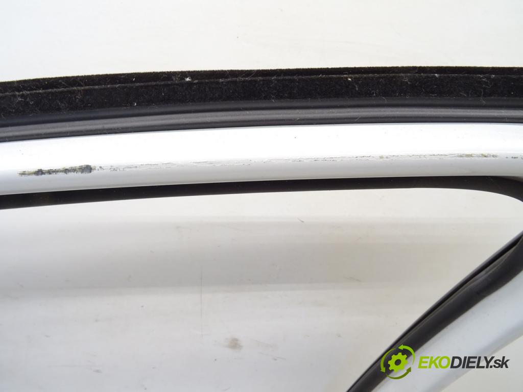 SKODA OCTAVIA III Combi (5E5, 5E6) 2012 - 2022    2.0 TDI RS 135 kW [184 KM] olej napędowy 2013 - 20  Dvere predný pravé  (Ostatné)