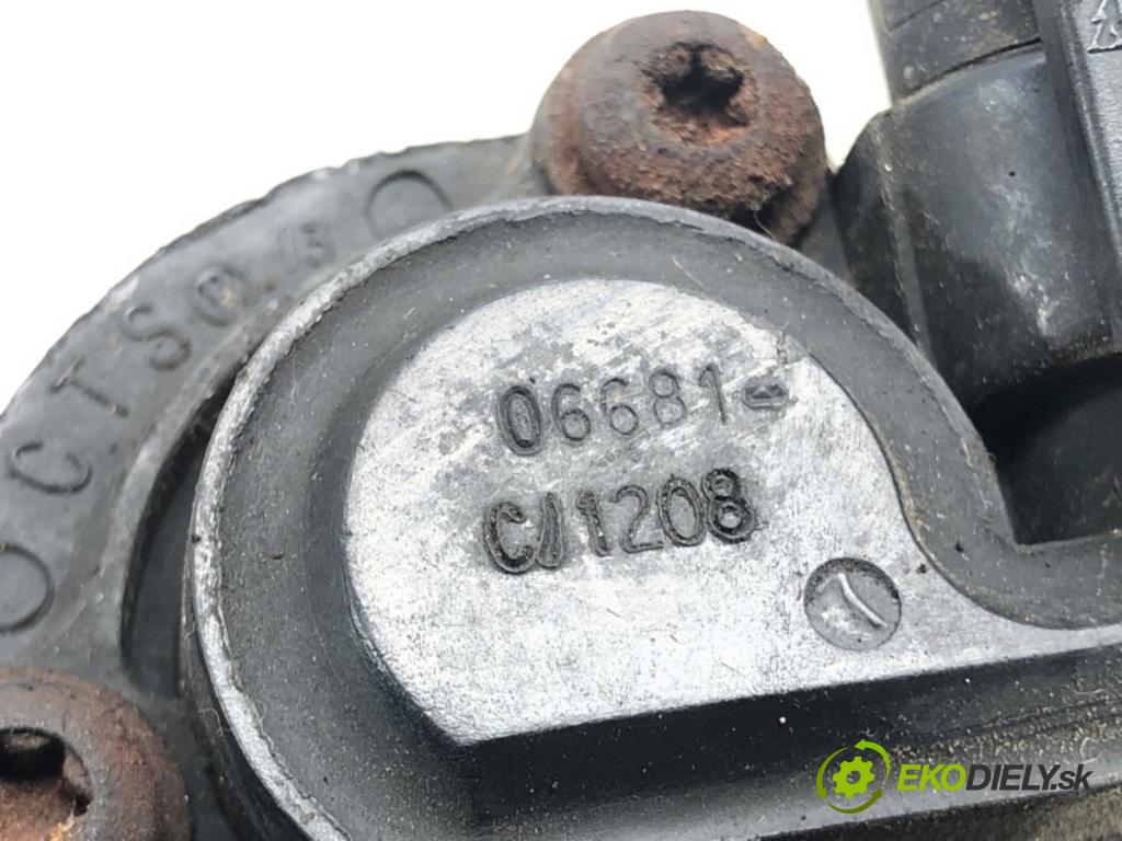 OPEL ASTRA G liftback (T98) 1998 - 2009    1.6 16V (F08, F48) 74 kW [101 KM] benzyna 1998 - 2  Škrtiaca klapka 80529710 (Škrtiace klapky)