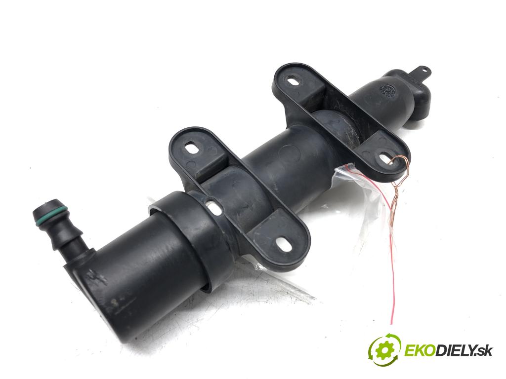 SKODA SUPERB I (3U4) 2001 - 2008    2.5 TDI 120 kW [163 KM] olej napędowy 2003 - 2008  ostrekovača svetla ľavy 3U0955979 (Motorčeky, čerpadlá ostrekovačov)