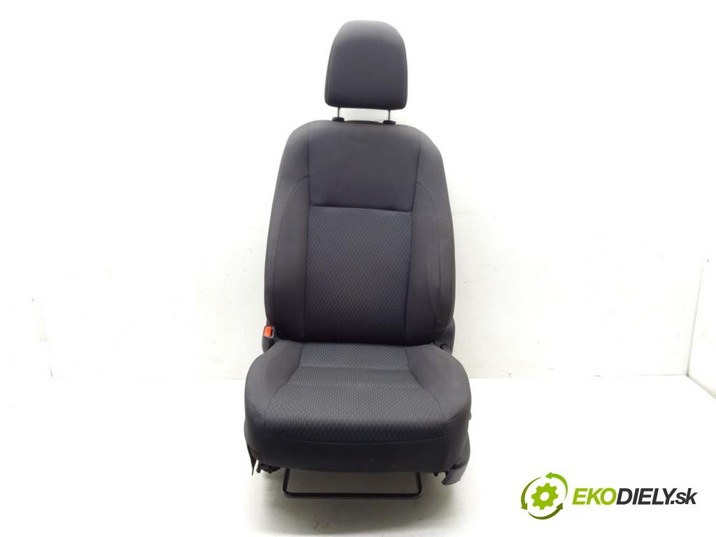 TOYOTA COROLLA sedan (_E18_, ZRE1_) 2013 - 2019    1.6 (ZRE181_) 97 kW [132 KM] benzyna 2013 - 2018  Sedadlo ľavy  (Sedačky, sedadlá)
