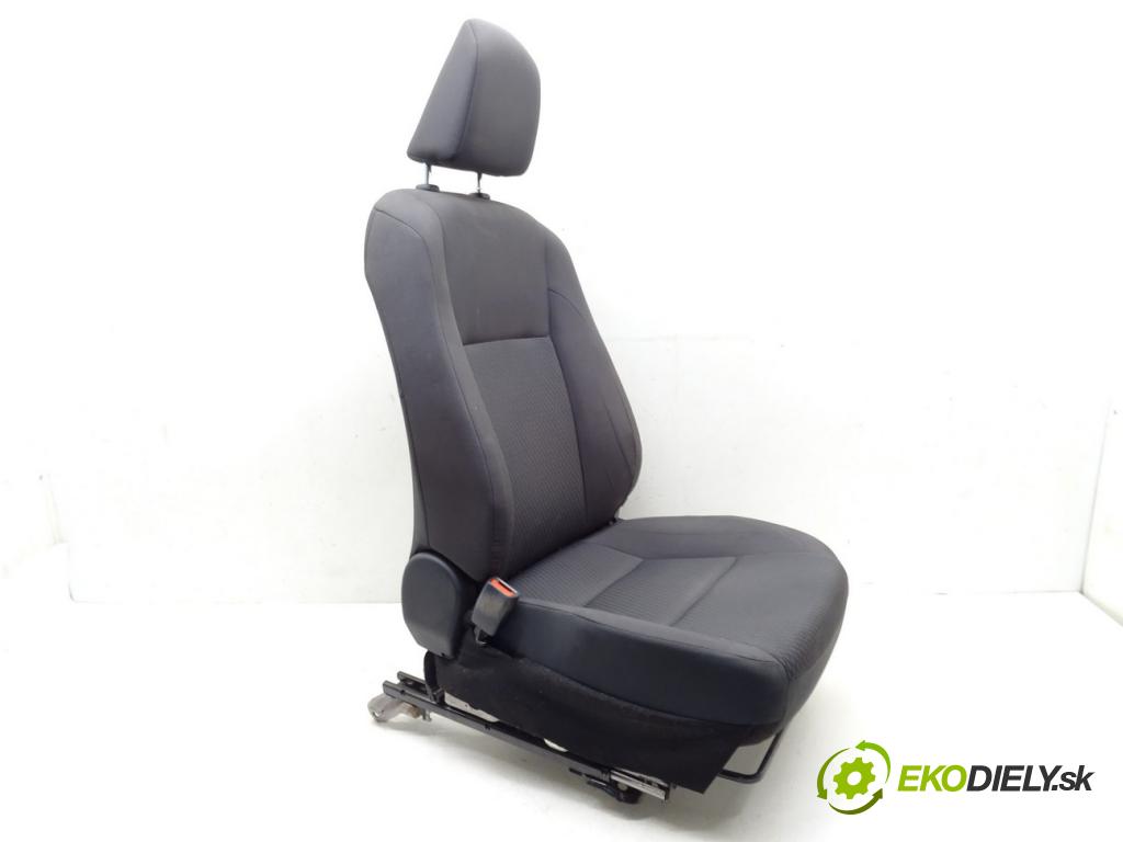 TOYOTA COROLLA sedan (_E18_, ZRE1_) 2013 - 2019    1.6 (ZRE181_) 97 kW [132 KM] benzyna 2013 - 2018  Sedadlo ľavy  (Sedačky, sedadlá)