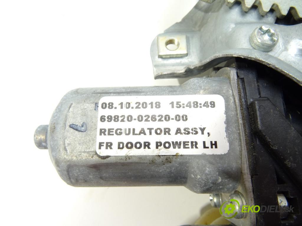 TOYOTA COROLLA sedan (_E18_, ZRE1_) 2013 - 2019    1.6 (ZRE181_) 97 kW [132 KM] benzyna 2013 - 2018  mechanismus okna přední část levý 69820-02620