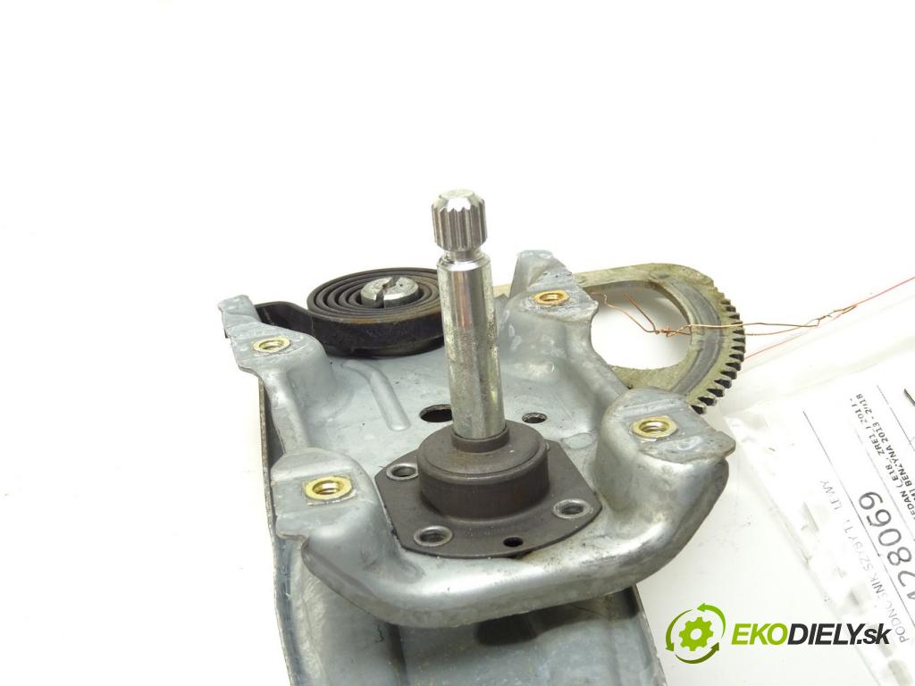 TOYOTA COROLLA sedan (_E18_, ZRE1_) 2013 - 2019    1.6 (ZRE181_) 97 kW [132 KM] benzyna 2013 - 2018  mechanismus okna zadní část levý 69840-02520