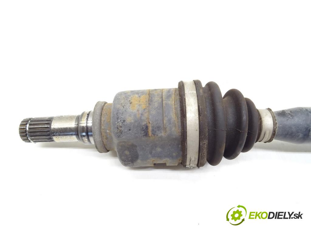 TOYOTA COROLLA sedan (_E18_, ZRE1_) 2013 - 2019    1.6 (ZRE181_) 97 kW [132 KM] benzyna 2013 - 2018  Poloos pravá  (Poloosy)