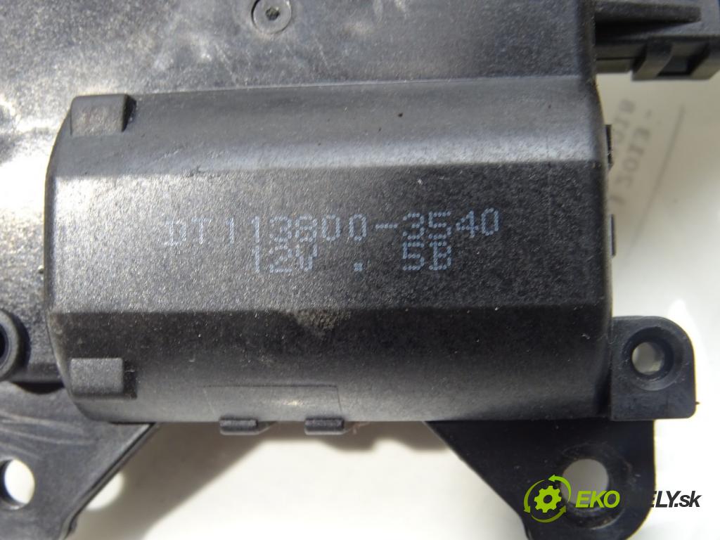 TOYOTA COROLLA sedan (_E18_, ZRE1_) 2013 - 2019    1.6 (ZRE181_) 97 kW [132 KM] benzyna 2013 - 2018  Motorček kúrenia 113800-3540 (Motorčeky kúrenia)