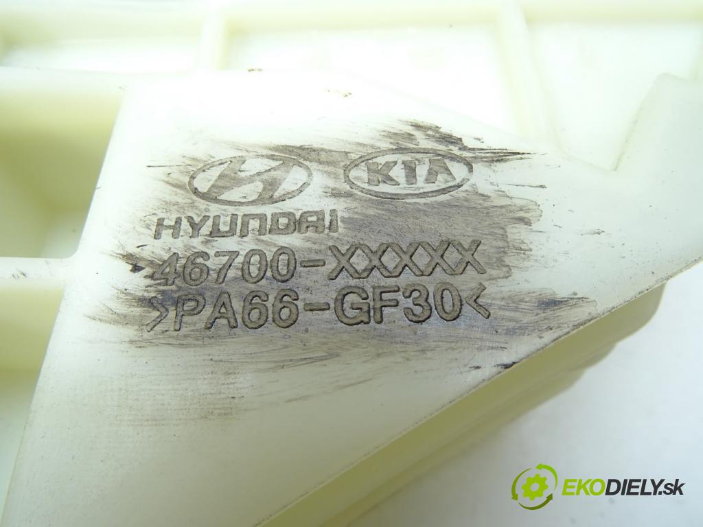 KIA VENGA Hatchback Van (YN) 2010 - 2022    CVVT 92 kW [125 KM] benzyna 2015 - 2022  Kulisa  (Rýchlostné páky / kulisy)