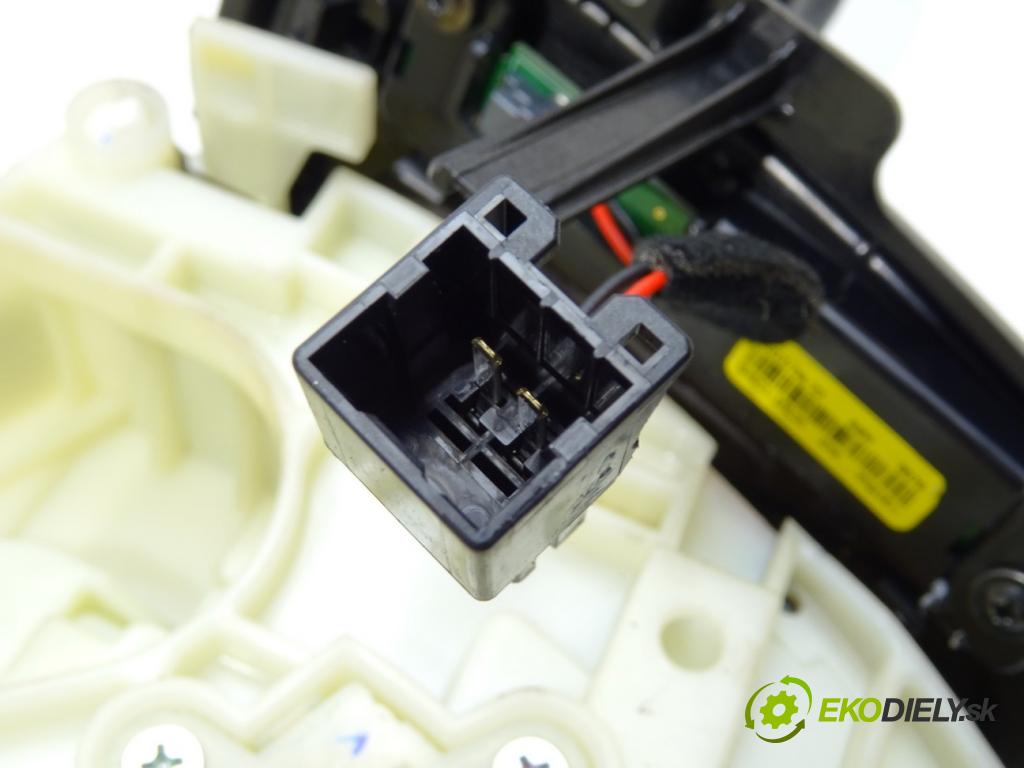 KIA VENGA Hatchback Van (YN) 2010 - 2022    CVVT 92 kW [125 KM] benzyna 2015 - 2022  Kulisa  (Rýchlostné páky / kulisy)