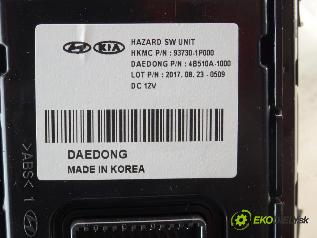 KIA VENGA Hatchback Van (YN) 2010 - 2022    CVVT 92 kW [125 KM] benzyna 2015 - 2022  Panel ovládania kúrenia 97250-1P630 (Prepínače, spínače, tlačidlá a ovládače kúrenia)