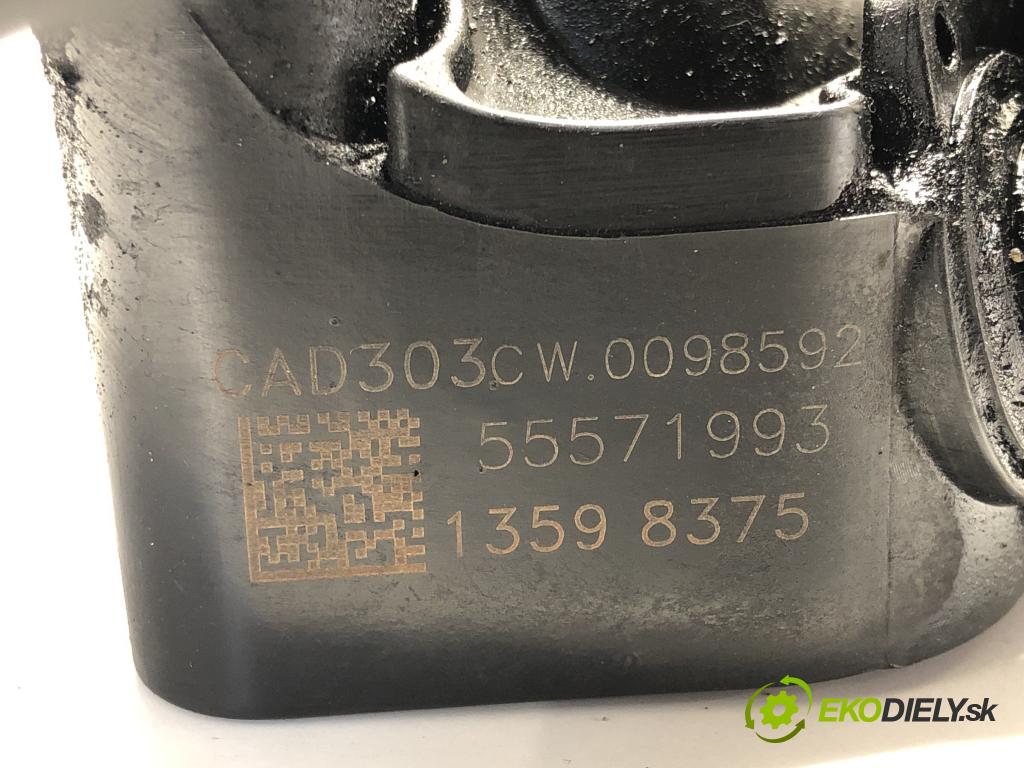 OPEL INSIGNIA A (G09) 2008 - 2017    2.0 CDTI (68) 118 kW [160 KM] olej napędowy 2008 -  Potrubie sacie, sanie 55571993 (Sacie potrubia)