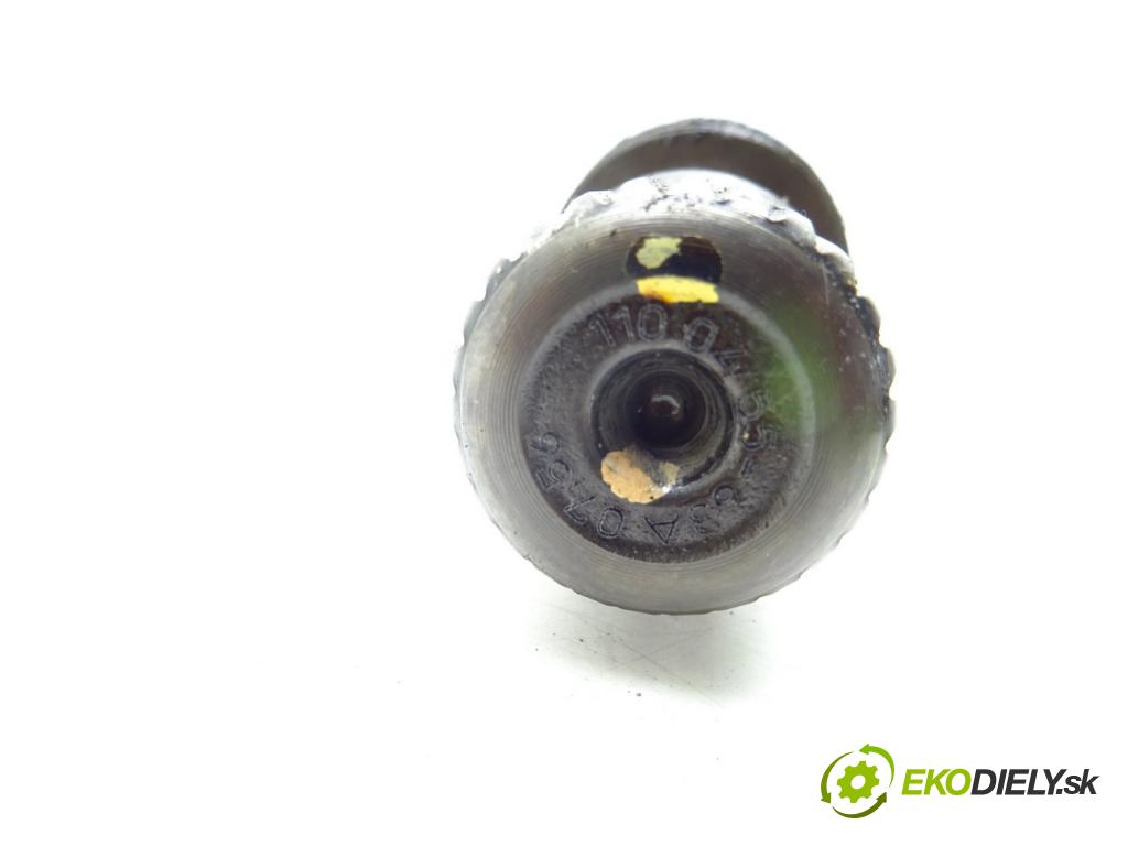 VOLVO S60 I (384) 2000 - 2010    2.4 CDI 85 kW [116 KM] olej napędowy 2003 - 2005  Poloos pravá 8689214 (Poloosy)