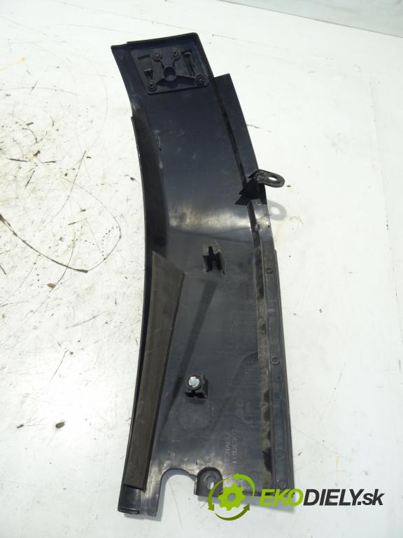 RENAULT TRUCKS T 2013 - 2022    460P LOW  torpédo plast pod čelní okno pravé rohový 84507758