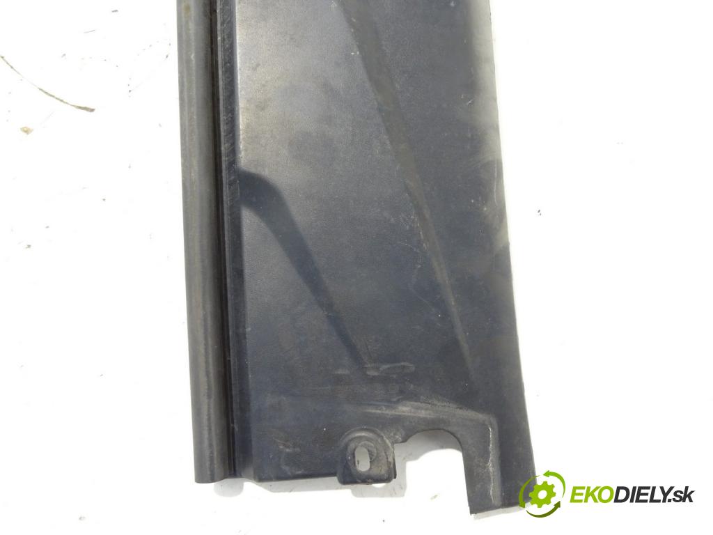 RENAULT TRUCKS T 2013 - 2022    460P LOW  torpédo plast pod čelní okno pravé rohový 84507758