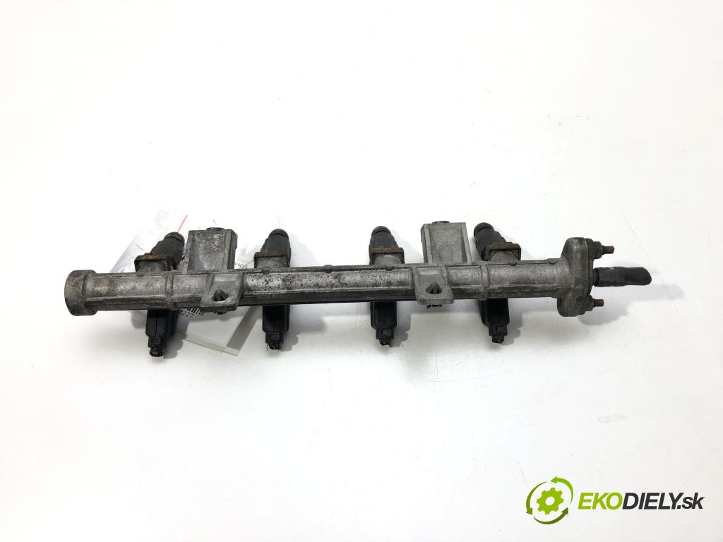 HYUNDAI GETZ (TB) 2001 - 2011    1.1 46 kW [63 KM] benzyna 2002 - 2005  Lišta vstrekovacia Vstrekovacie ventily  (Vstrekovacie lišty)