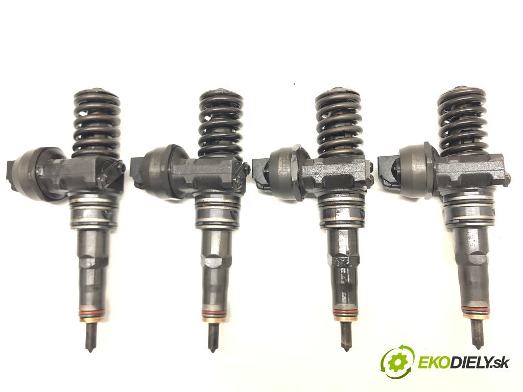 AUDI A3 (8L1) 1996 - 2006    1.9 TDI 74 kW [100 KM] olej napędowy 2000 - 2003  vstrekovače 038130073AJ (Vstrekovače)