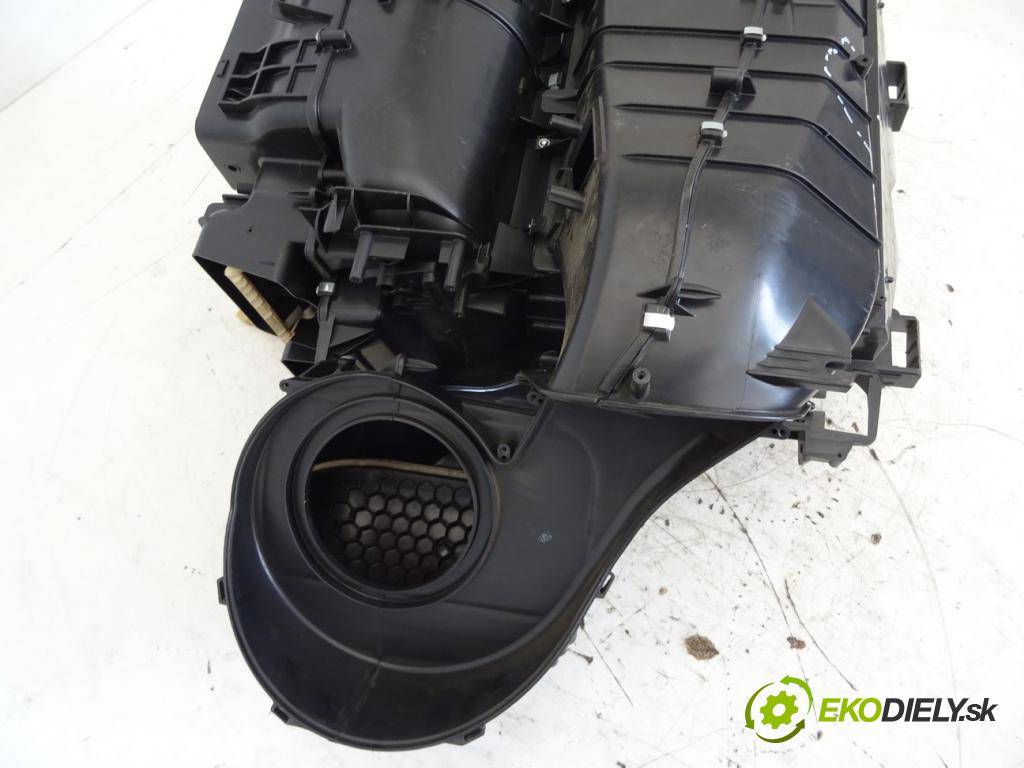 RENAULT TRUCKS T 2013 - 2022    460P LOW  Výhrevné teleso, radiátor kúrenia KOMBAJN 3742276712