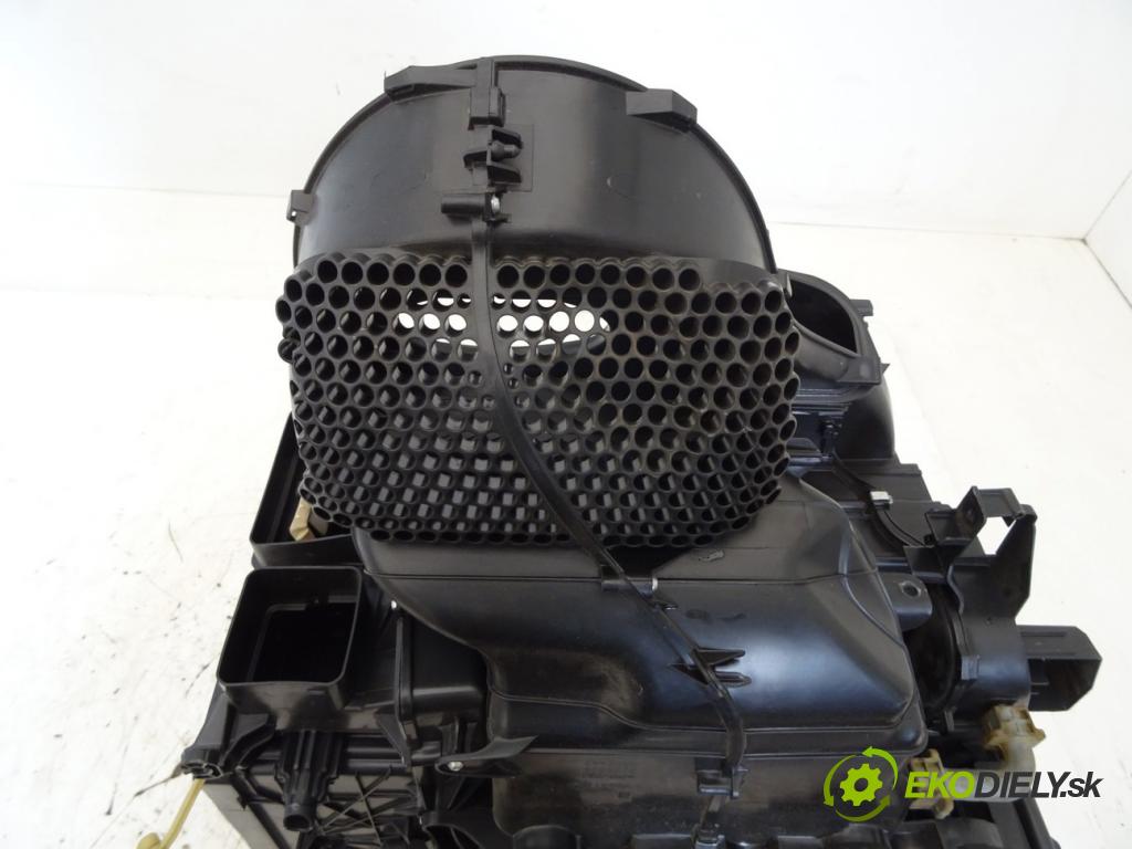RENAULT TRUCKS T 2013 - 2022    460P LOW  Výhrevné teleso, radiátor kúrenia KOMBAJN 3742276712