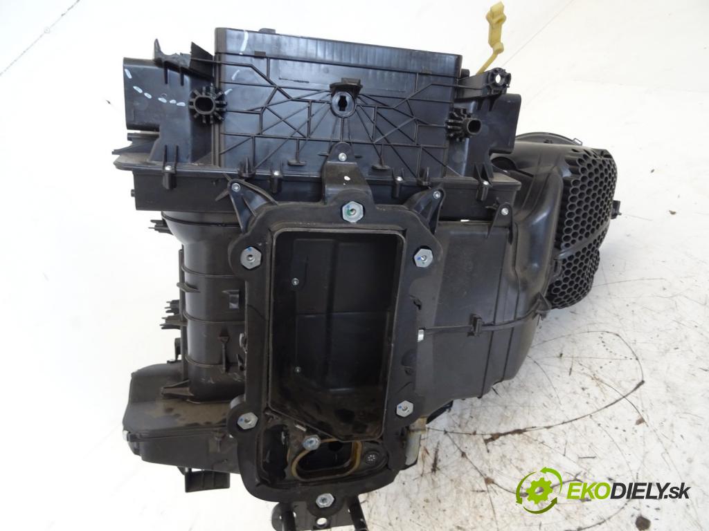 RENAULT TRUCKS T 2013 - 2022    460P LOW  Výhrevné teleso, radiátor kúrenia KOMBAJN 3742276712