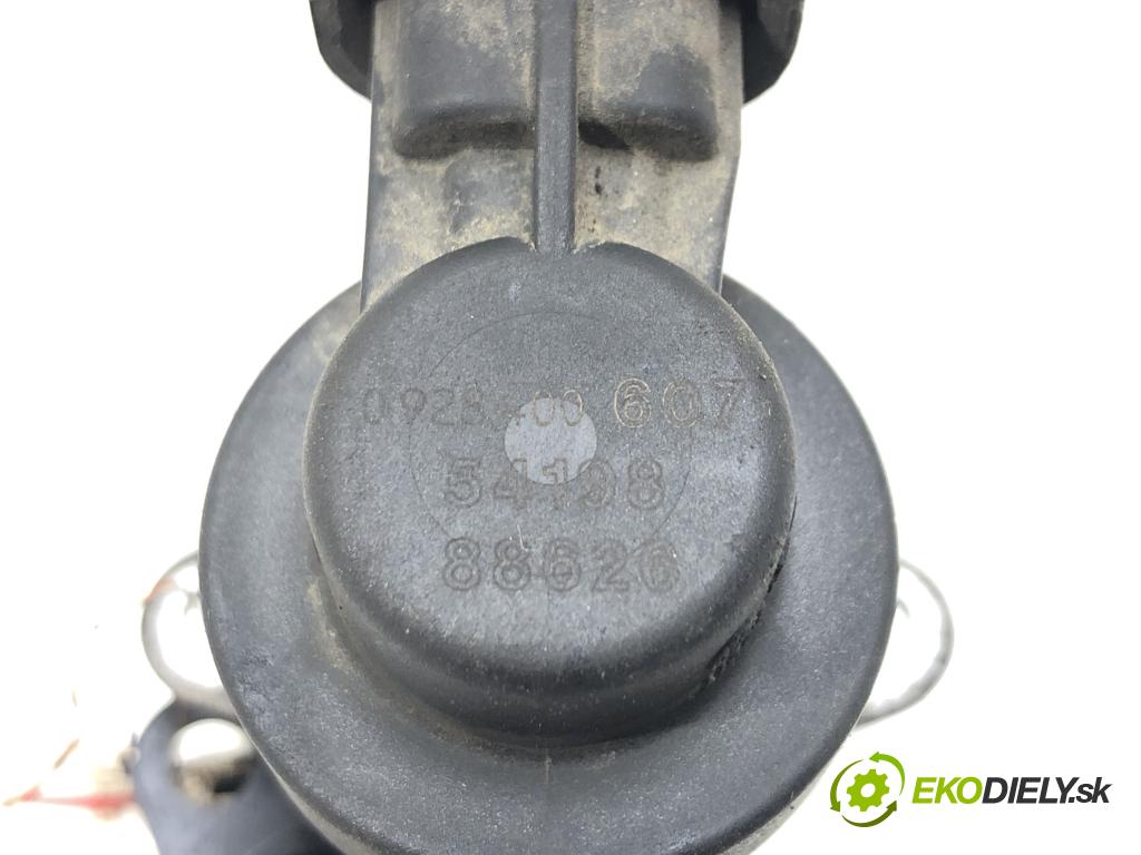 CITROEN C4 PICASSO I nadwozie wielkoprzestrzenne (MPV) (UD_) 2006 - 2015    1.6 HDi 80 kW [109 KM] olej napędowy 2007 - 2013  Regulátor tlaku paliva 0928400607 (Ostatné)