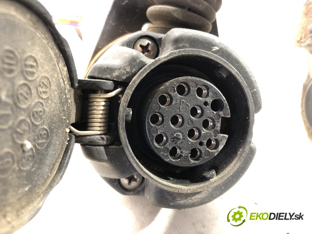 FORD S-MAX (WA6) 2006 - 2014    2.0 TDCi 100 kW [136 KM] olej napędowy 2006 - 2014  Hák tažné zařízení 8M2J-19D521-BA