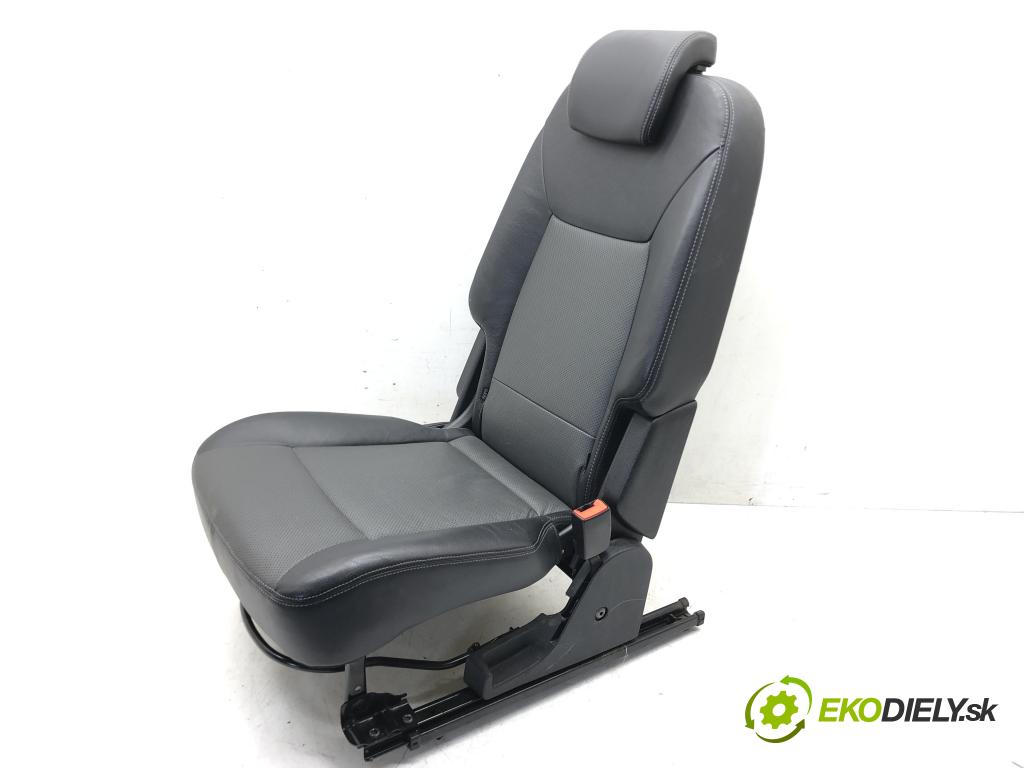 FORD S-MAX (WA6) 2006 - 2014    2.0 TDCi 100 kW [136 KM] olej napędowy 2006 - 2014  Sedadlo zadný  (Sedačky, sedadlá)