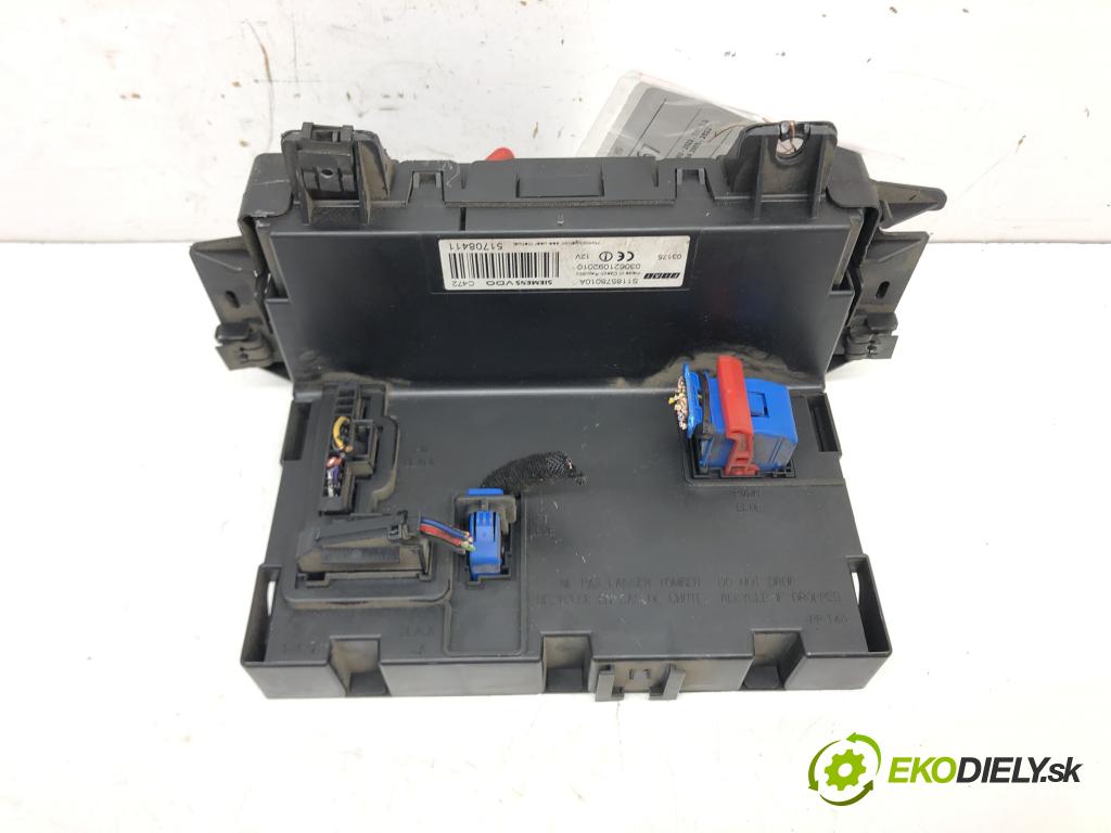 FIAT PANDA (169_) 2003 - 2022    1.1 (169.AXA1A) 40 kW [54 KM] benzyna 2003 - 2022  modul BSI 51708411 (Pojistkové skříňky)