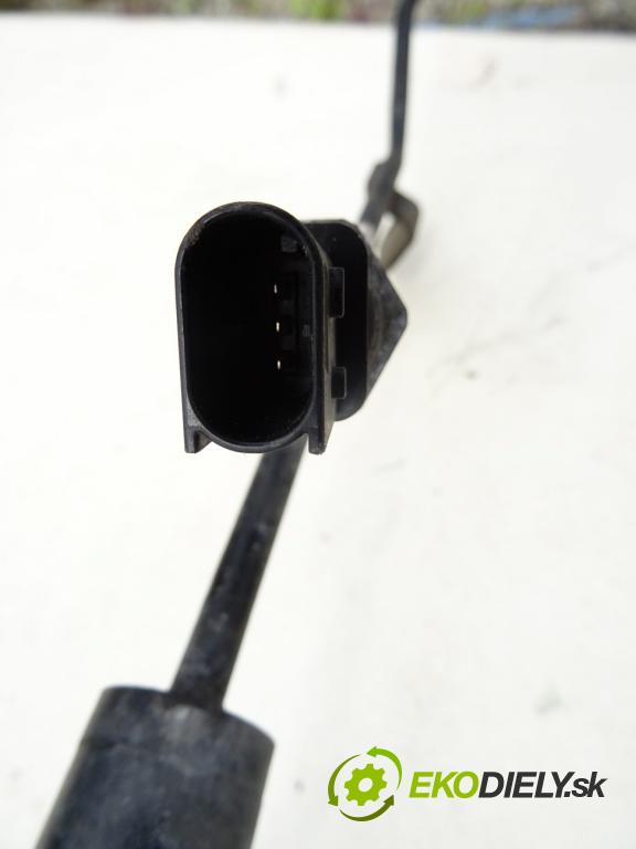 RENAULT TRUCKS T 2013 - 2022    460P LOW  rúrka klimatizácie 84538611 (Rúrky klimatizácie)