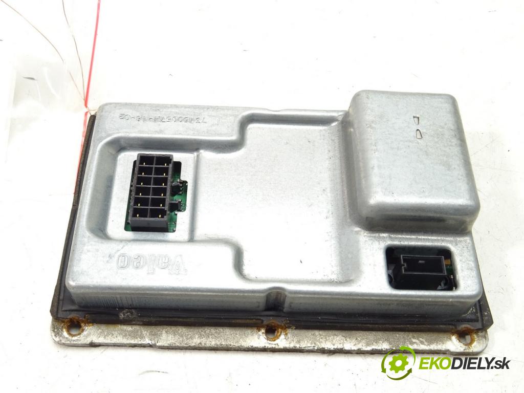 PEUGEOT 807 (EB_) 2002 - 2022    2.2 HDi 94 kW [128 KM] olej napędowy 2002 - 2022  Menič XENON 73010137M (Riadiace jednotky xenónu)