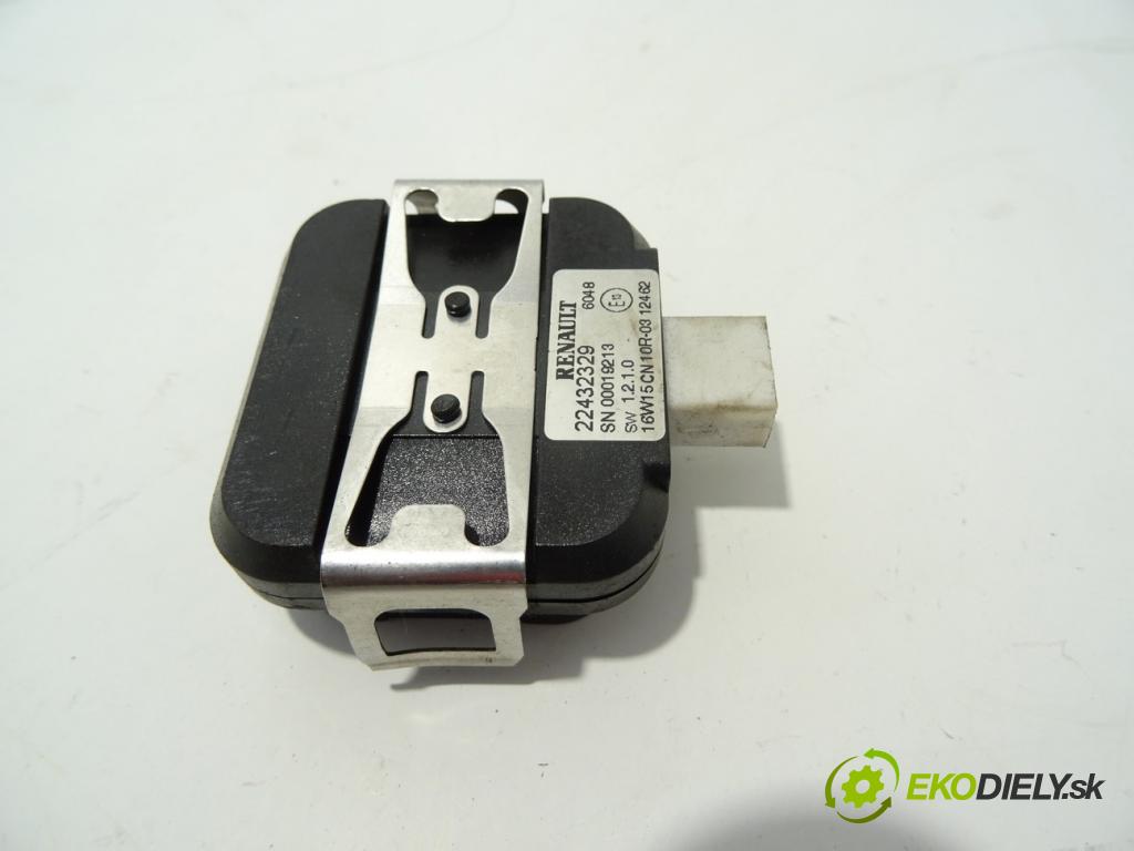 RENAULT TRUCKS T 2013 - 2022    460P LOW  Snímač dažďa 22432329 (Snímače dažďa)