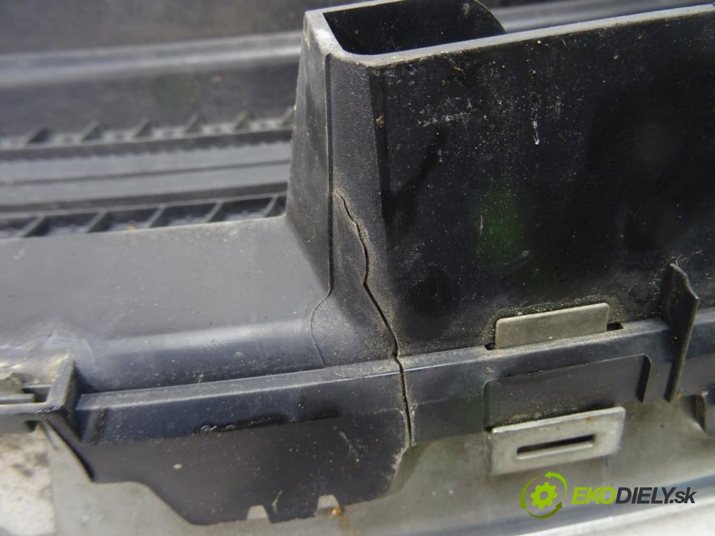 FIAT IDEA (350_) 2003 - 2022    1.3 D Multijet 51 kW [70 KM] olej napędowy 2004 -   mřížka maska  (Mřížky (masky) chladičů)