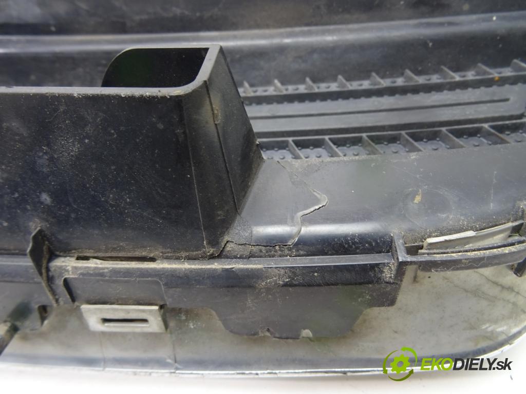 FIAT IDEA (350_) 2003 - 2022    1.3 D Multijet 51 kW [70 KM] olej napędowy 2004 -   mřížka maska  (Mřížky (masky) chladičů)