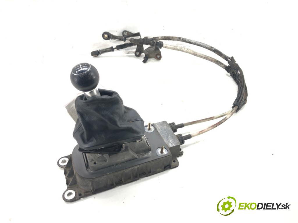 AUDI A3 (8L1) 1996 - 2006    1.9 TDI 66 kW [90 KM] olej napędowy 1996 - 2001  Kulisa  (Rýchlostné páky / kulisy)