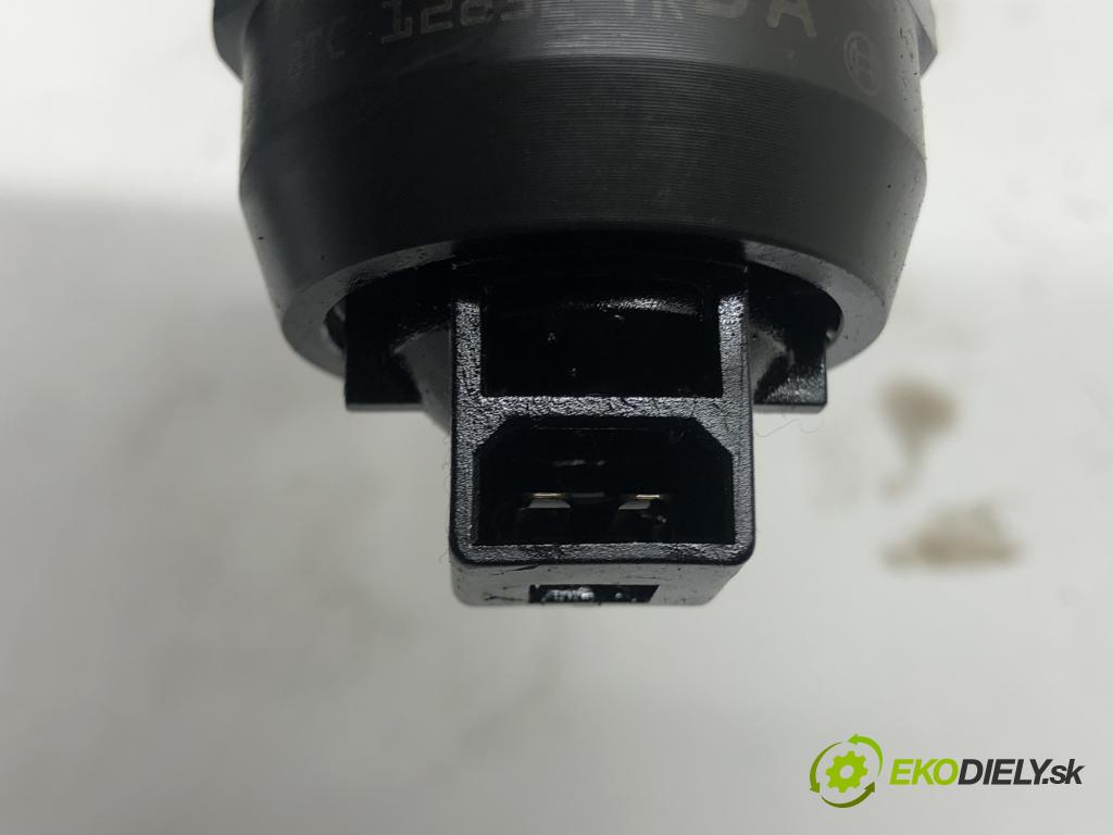 SKODA OCTAVIA II (1Z3) 2004 - 2013    1.9 TDI 77 kW [105 KM] olej napędowy 2004 - 2010  vstřikovací ventily 038130073AG