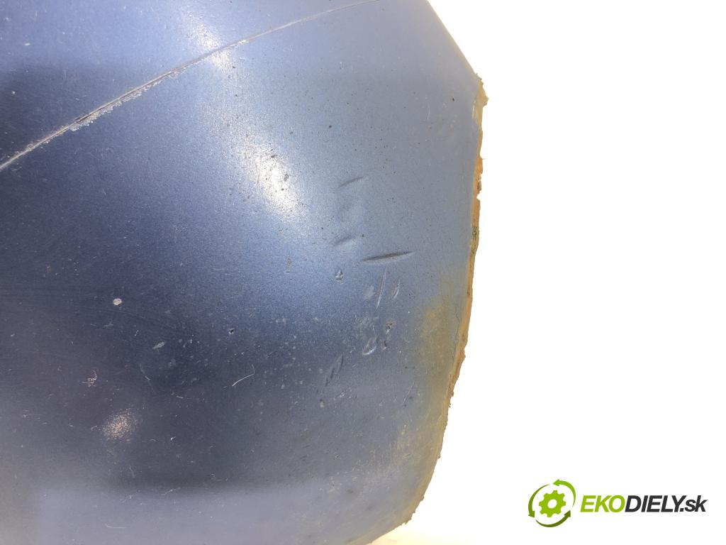 VW NEW BEETLE liftback 1999 85 kW 2.0 1984 Blatník zad pravy