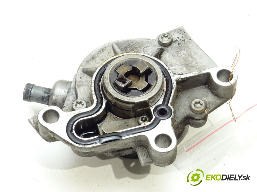 SKODA OCTAVIA I Combi (1U5) 1998 - 2010    1.9 TDI 66 kW [90 KM] olej napędowy 1998 - 2010  pumpa vakuová 038145101B