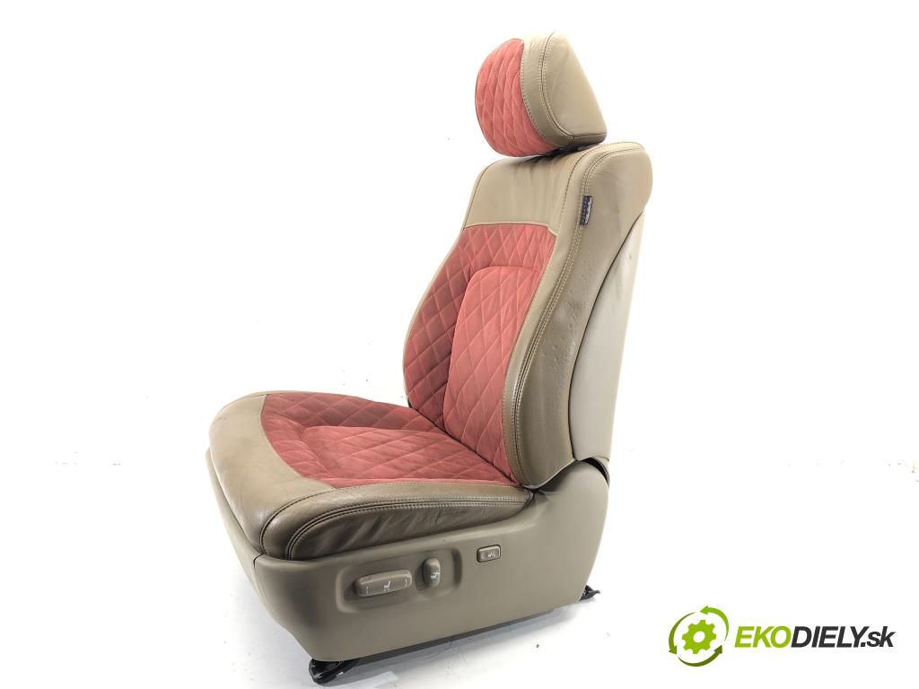 TOYOTA LAND CRUISER 200 (_J2_) 2007 - 2022    5.7 V8 (URJ200) 280 kW [381 KM] benzyna 2008 - 202  Sedadlo ľavy  (Sedačky, sedadlá)