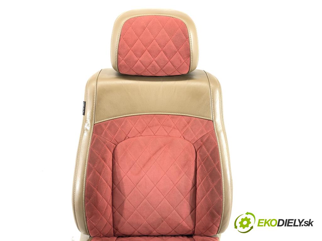 TOYOTA LAND CRUISER 200 (_J2_) 2007 - 2022    5.7 V8 (URJ200) 280 kW [381 KM] benzyna 2008 - 202  Sedadlo pravy  (Sedačky, sedadlá)