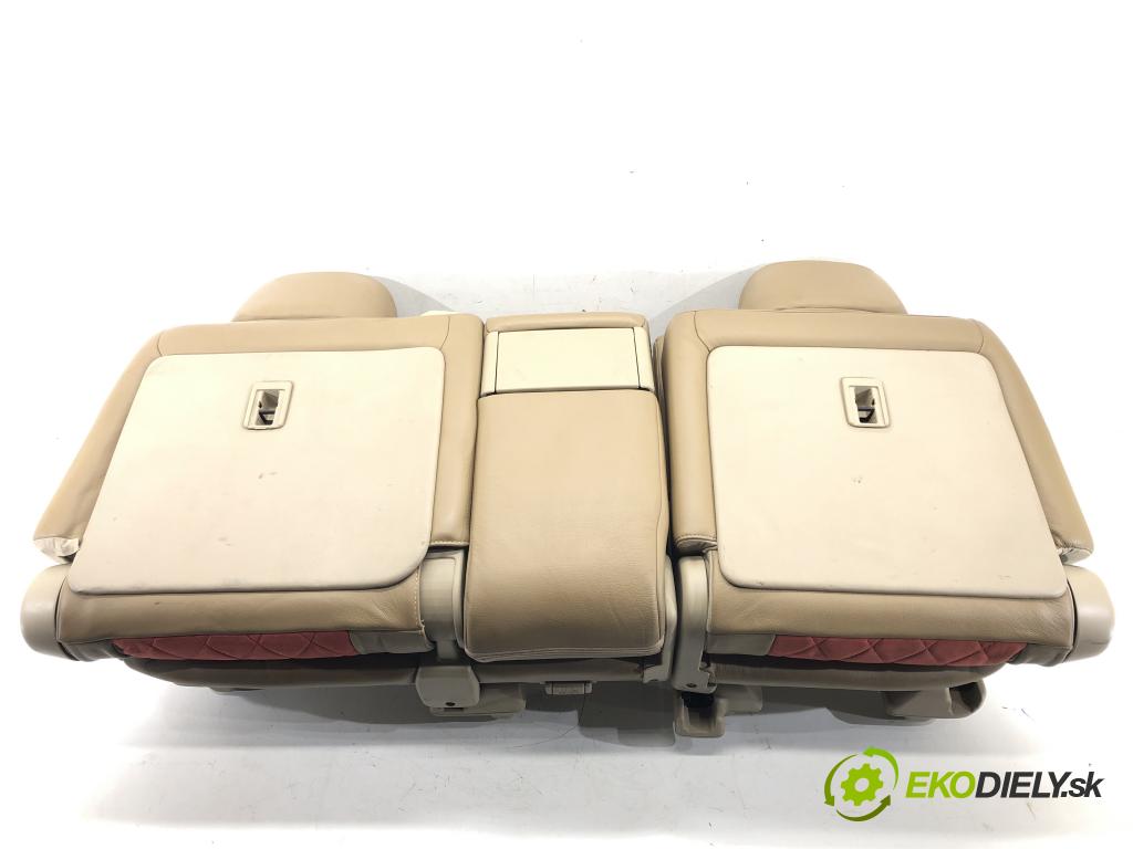 TOYOTA LAND CRUISER 200 (_J2_) 2007 - 2022    5.7 V8 (URJ200) 280 kW [381 KM] benzyna 2008 - 202  Sedadlo zad 0 (Sedačky, sedadlá)